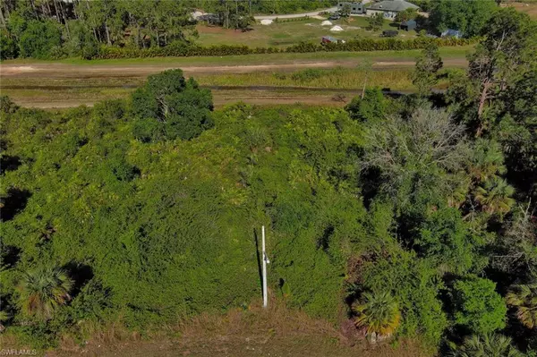 Lehigh Acres, FL 33972,618 Lombardy CT