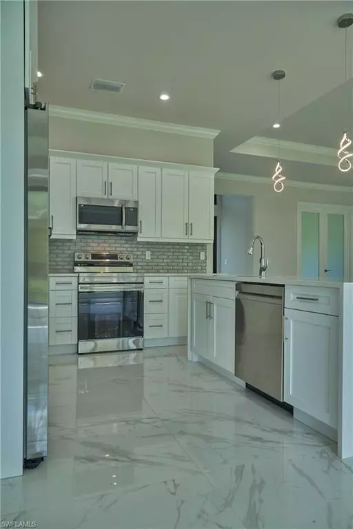 Naples, FL 34120,791 14th ST NE