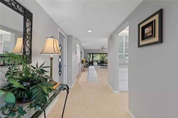 Naples, FL 34112,1828 Kings Lake BLVD #6-103