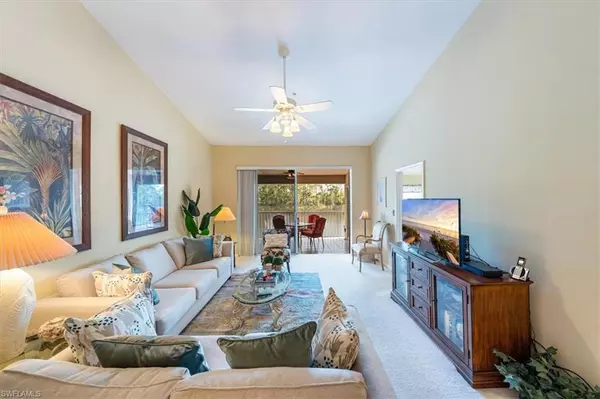 Naples, FL 34110,1032 Manor Lake DR #D-202