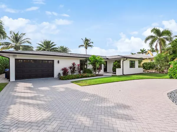 Naples, FL 34102,1370 Curlew AVE