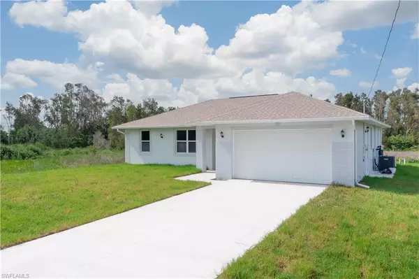 3511 Sunshine BLVD, Lehigh Acres, FL 33971