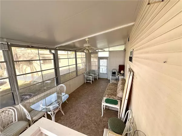 Estero, FL 33928,4590 Candlestick CT E