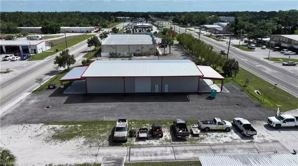 Labelle, FL 33935,737 Main ST S