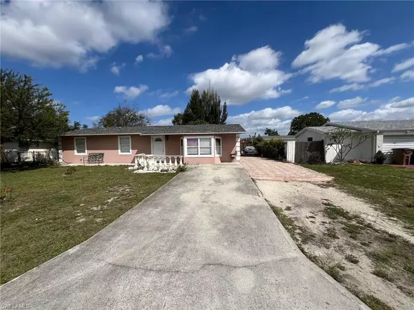 Lehigh Acres, FL 33936,1116 Gifford AVE S