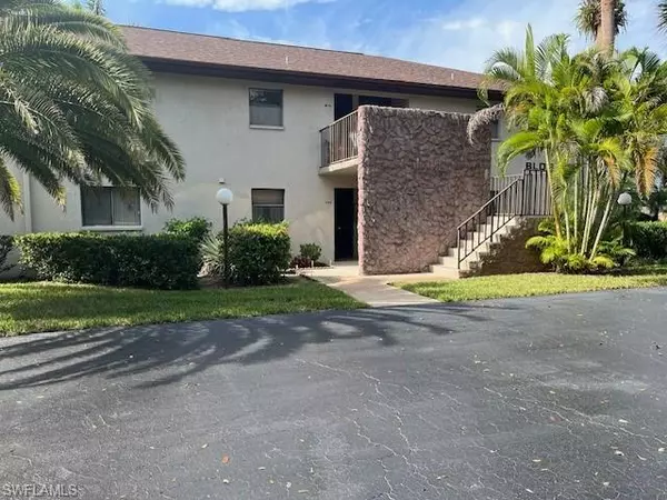 10 Beth Stacey BLVD #211, Lehigh Acres, FL 33936