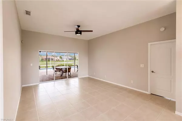 Fort Myers, FL 33912,7557 Eaglet CT