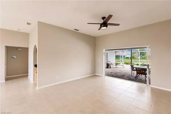 Fort Myers, FL 33912,7557 Eaglet CT