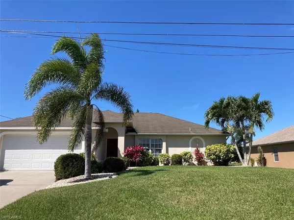 818 SW 8th PL, Cape Coral, FL 33991