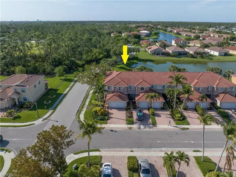 2448 Laurentina LN, Cape Coral, FL 33909