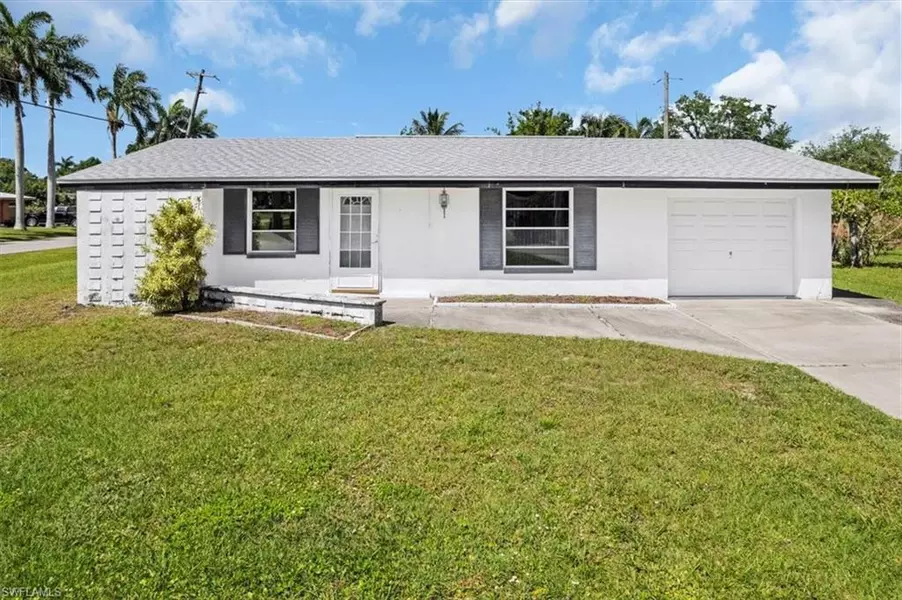 332 Rockledge RD, Fort Myers, FL 33905