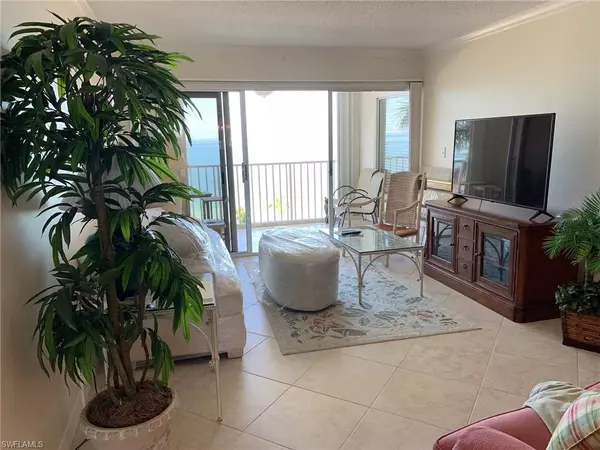 Naples, FL 34103,3443 Gulf Shore BLVD N #809