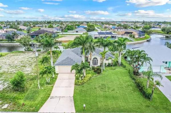 837 SW 37th ST, Cape Coral, FL 33914