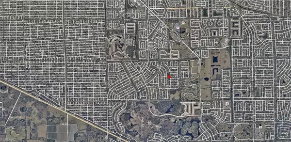 Lehigh Acres, FL 33974,350 & 352 Radford AVE