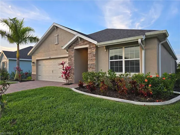 North Fort Myers, FL 33917,8915 Cascade Price CIR