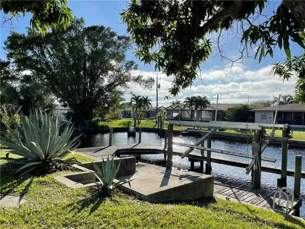 5150 York CT, Cape Coral, FL 33904