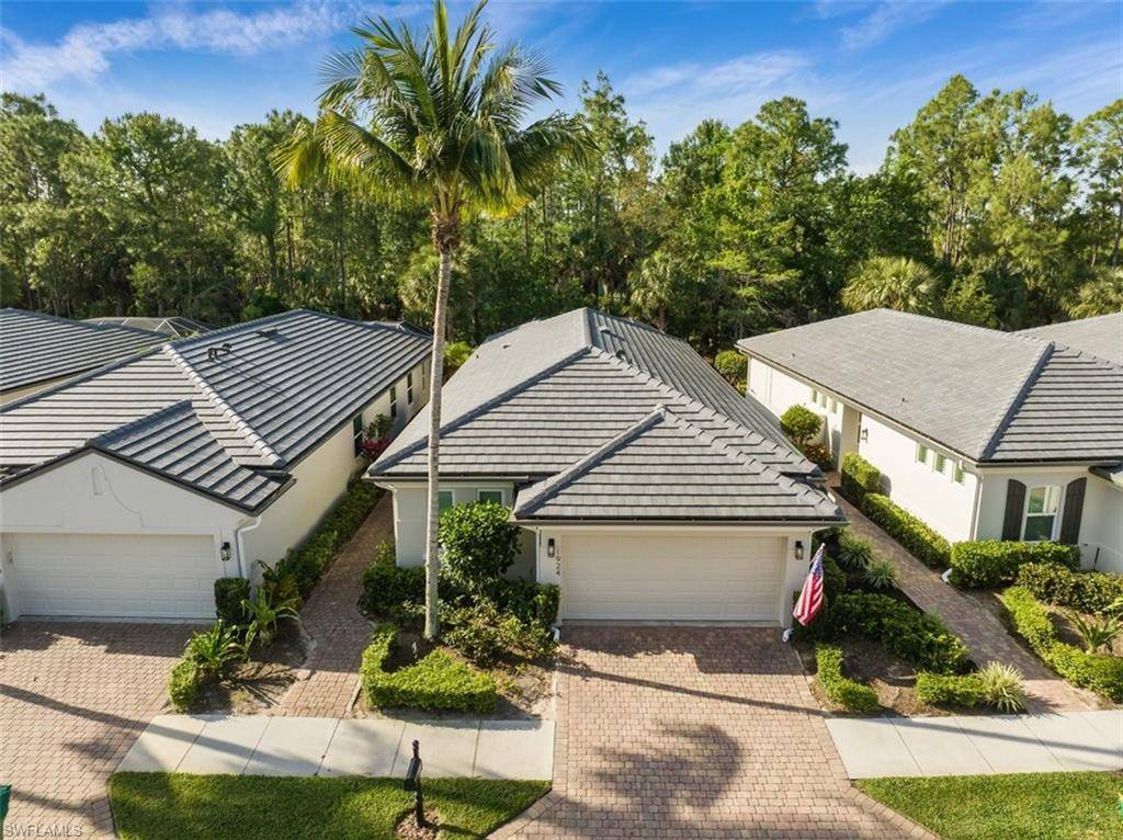 Naples, FL 34119,1924 Tarpon Bay DR N