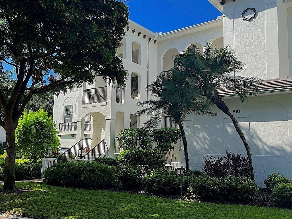810 Breakaway LN #202, Naples, FL 34108