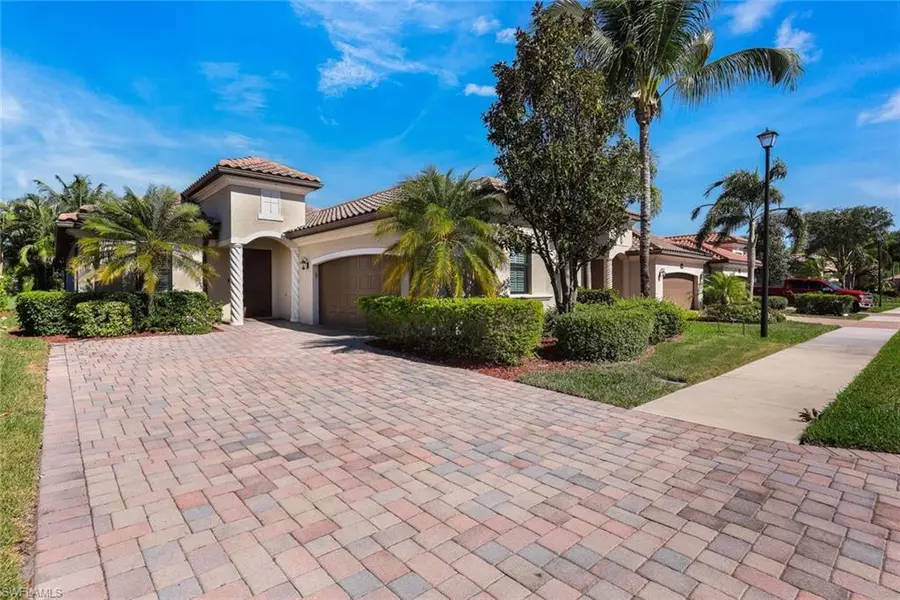 28561 Westmeath CT, Bonita Springs, FL 34135