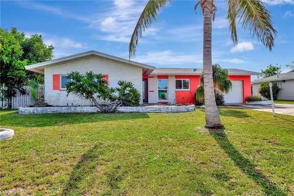 4411 SE 14th PL, Cape Coral, FL 33904