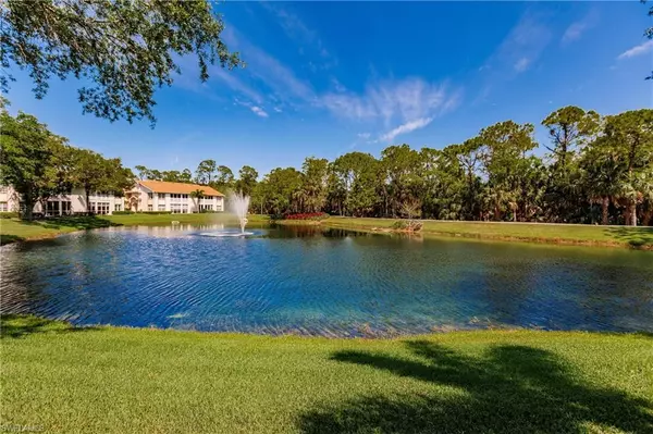 Naples, FL 34110,5640 Sandlewood CT #1801