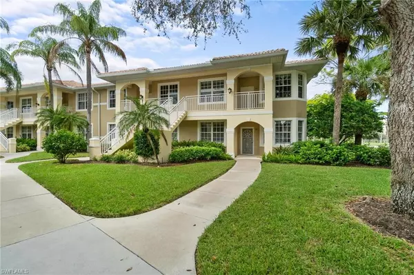 Naples, FL 34109,2335 Carrington CT #104