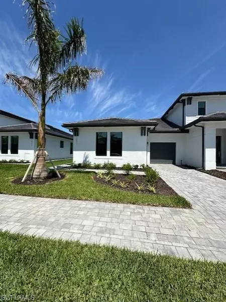 10913 Preachers Cove LN, Fort Myers, FL 33913