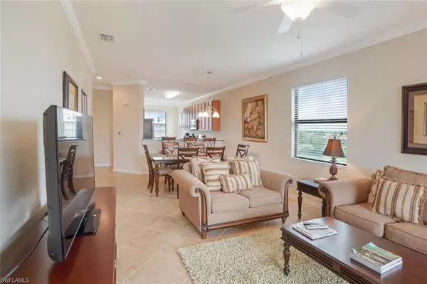 Naples, FL 34113,9731 Acqua CT #531