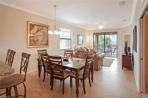 Naples, FL 34113,9731 Acqua CT #531