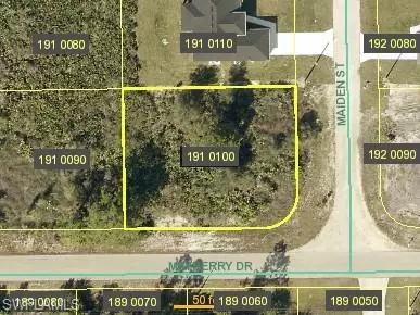 1857 Maiden ST, Lehigh Acres, FL 33972