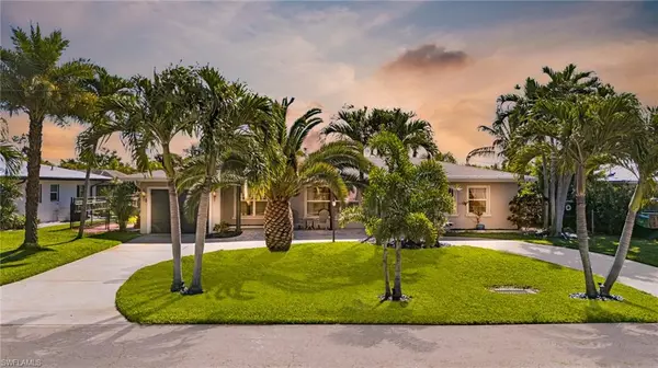 5129 Santa Rosa CT, Cape Coral, FL 33904