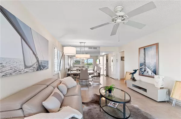 Naples, FL 34103,21 High Point CIR E #410