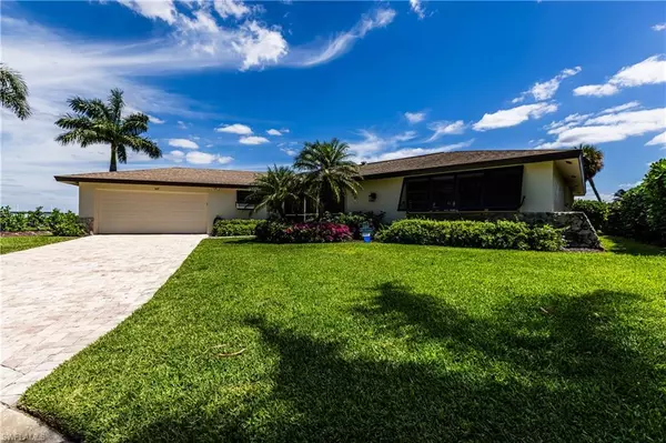 Marco Island, FL 34145,449 Pepperwood CT