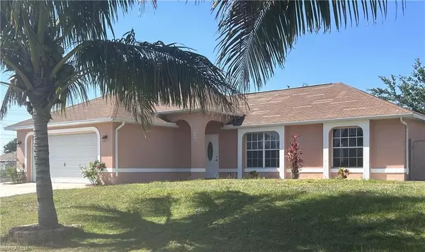 4304 27th ST SW, Lehigh Acres, FL 33976
