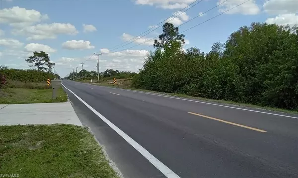 Lehigh Acres, FL 33976,3702 8th ST SW