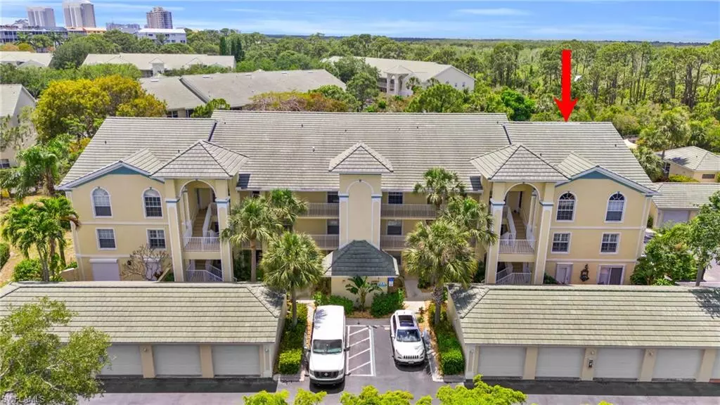 Naples, FL 34110,15475 Cedarwood LN #205