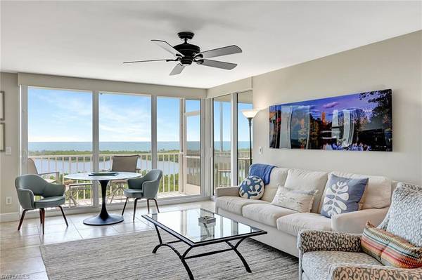 5550 Heron Point DR #703, Naples, FL 34108