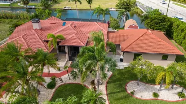 4 SE 21st AVE, Cape Coral, FL 33990