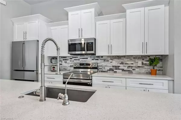 Lehigh Acres, FL 33971,2711 18th ST W