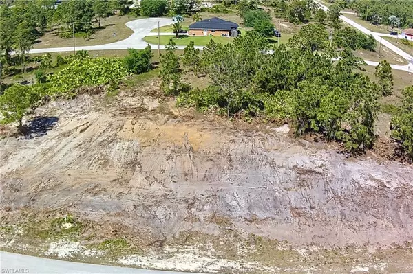 Lehigh Acres, FL 33974,804 Downer AVE S