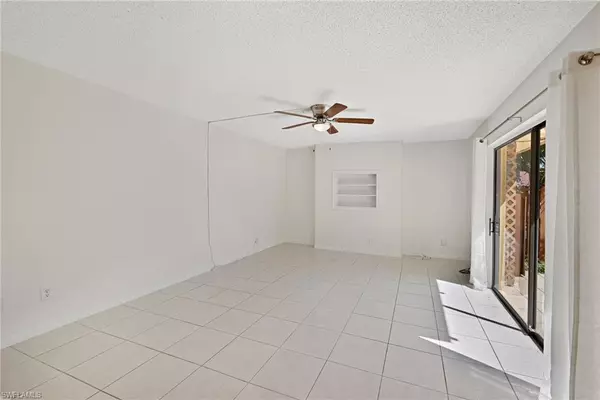 Fort Myers, FL 33907,12356 Woodrose CT #4