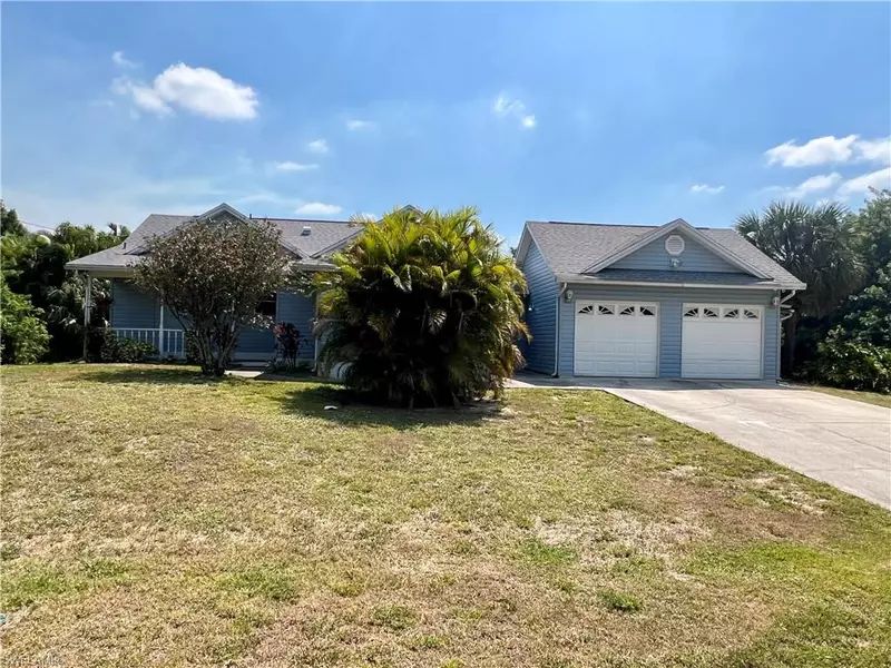 408 Jackson AVE, Lehigh Acres, FL 33972