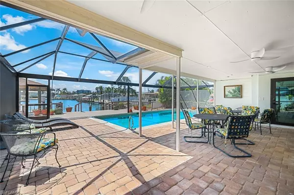 Fort Myers Beach, FL 33931,120 ALBATROSS ST