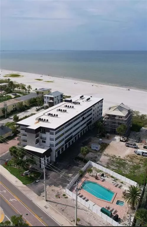 Fort Myers Beach, FL 33931,2088 Estero BLVD #4D