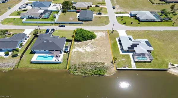 1102 NE 14th AVE, Cape Coral, FL 33909