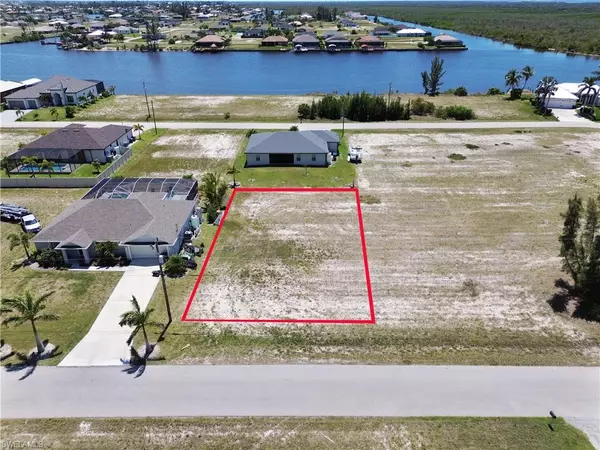 4624 NW 33rd LN, Cape Coral, FL 33993