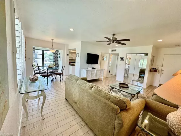 Naples, FL 34112,3645 Boca Ciega DR #314