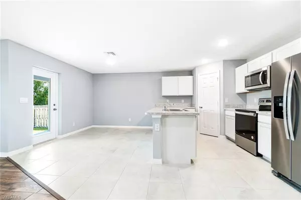 Lehigh Acres, FL 33971,2711 64th ST W