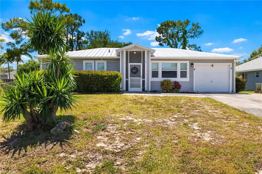 9016 Cypress DR S, Fort Myers, FL 33967