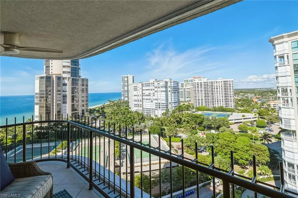 Naples, FL 34103,4251 Gulf Shore BLVD N #16B